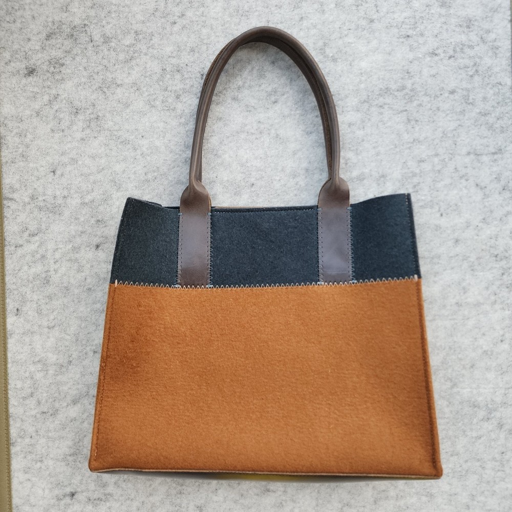 COPY - Graf Lantz - Jaunt Petite - Merino Wool Felt bag
